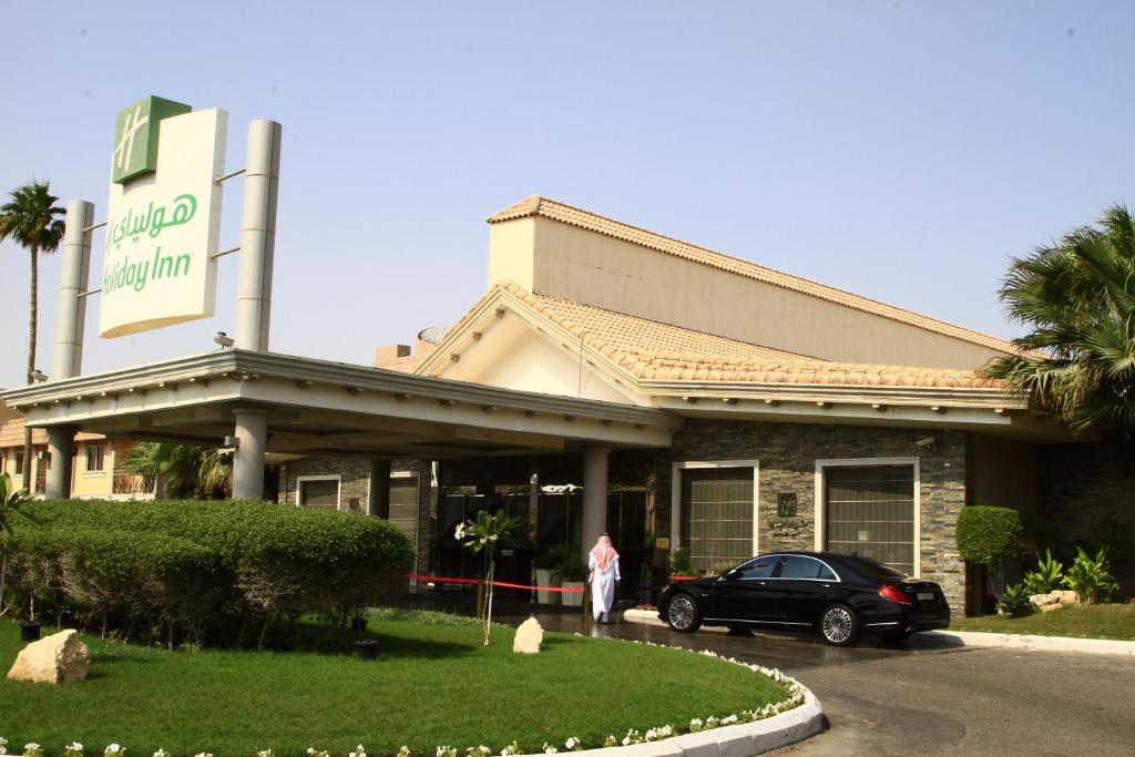Holiday Inn Al Khobar - Corniche  luxury accommodation