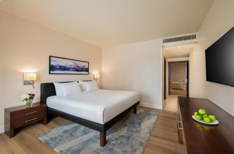 Deluxe King Room
